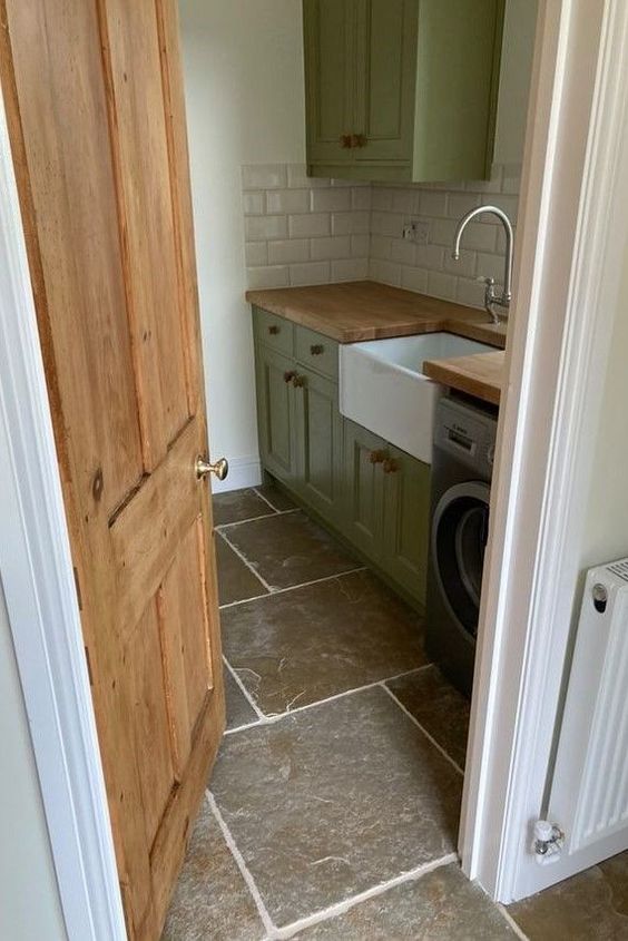 Boot Room Bliss - Create the Perfect Utility Room with Flagstone Flooring